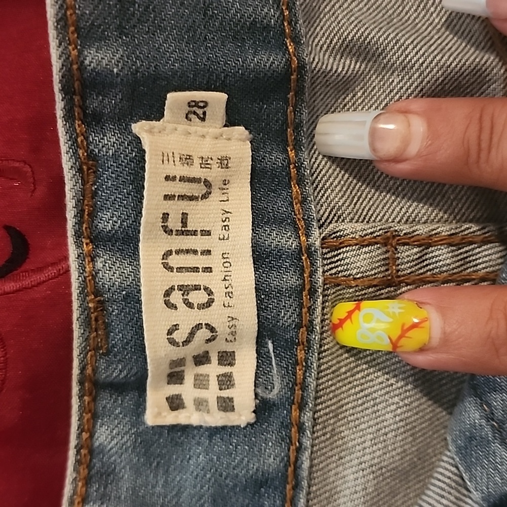 Shorts - Picture 4 of 4